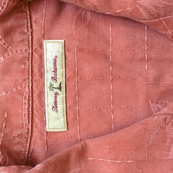 Tommy Bahama 100% Silk Hawaiian Short Sleeve Shirt - Salmon Tropical Floral - L - Picture 5 of 10